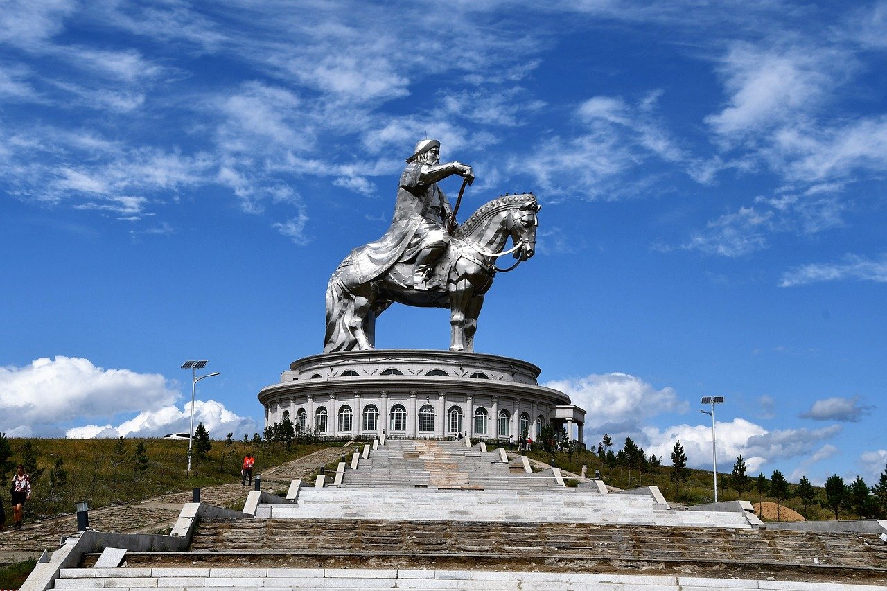 dschingiskhan, statue, mongolia-4970902.jpg